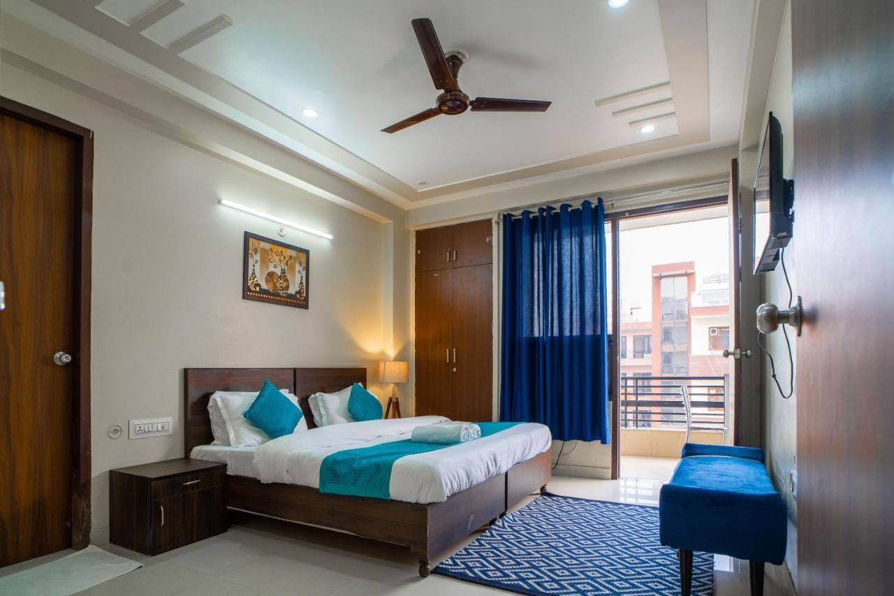 The Lodgers 2 Bhk Serviced Apartment Infront Of Artemis Hospital 古尔冈 外观 照片
