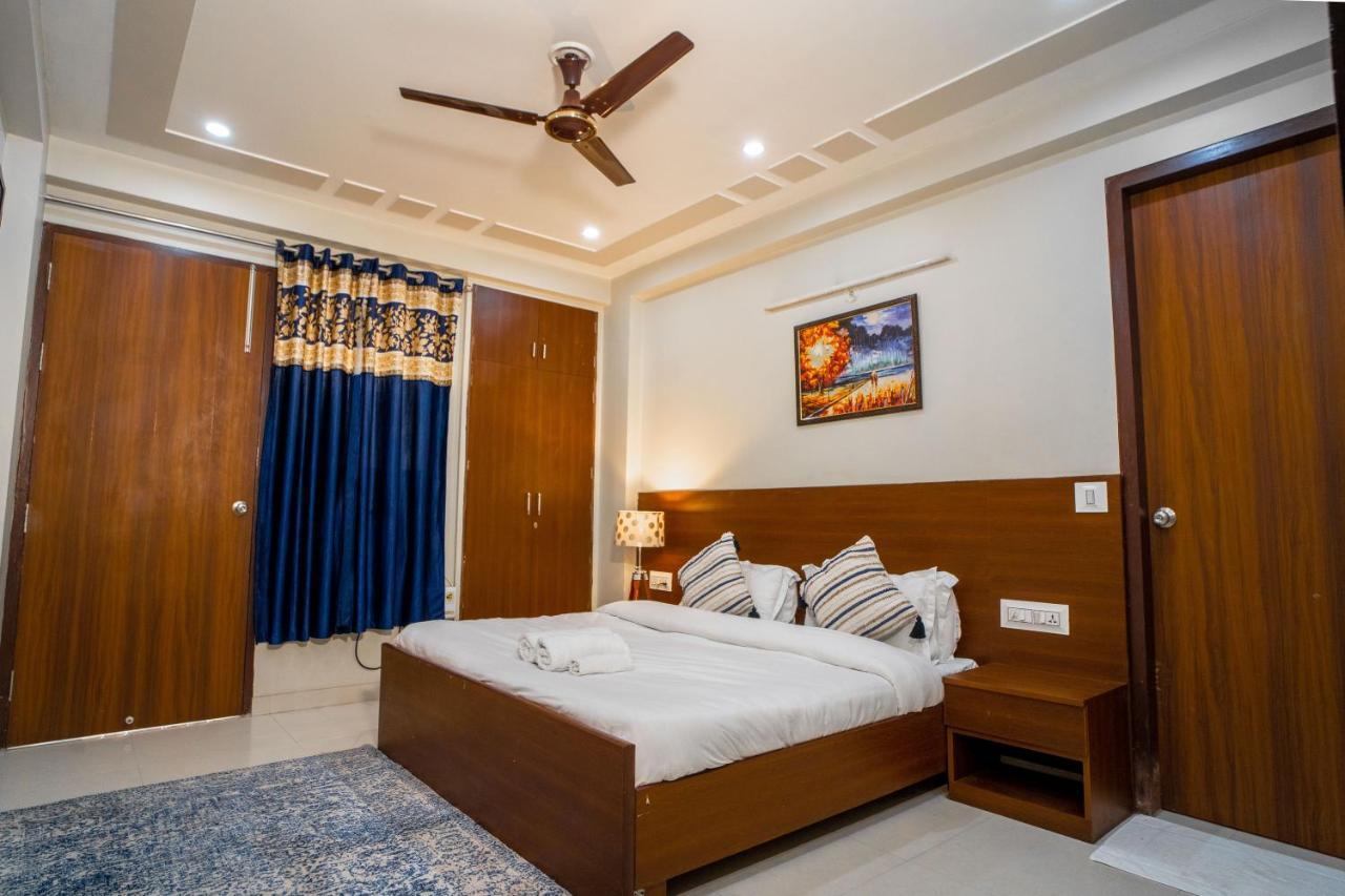 The Lodgers 2 Bhk Serviced Apartment Infront Of Artemis Hospital 古尔冈 外观 照片