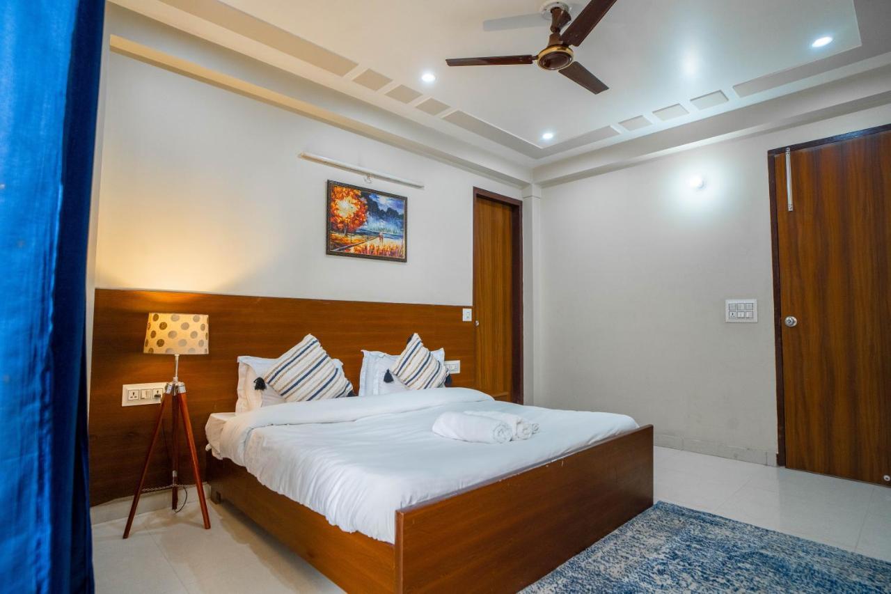 The Lodgers 2 Bhk Serviced Apartment Infront Of Artemis Hospital 古尔冈 外观 照片
